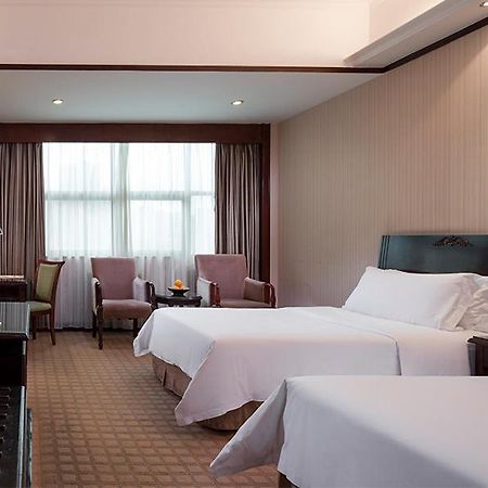 Vienna Hotel - Shenzhen Minzhi Branch Exterior photo